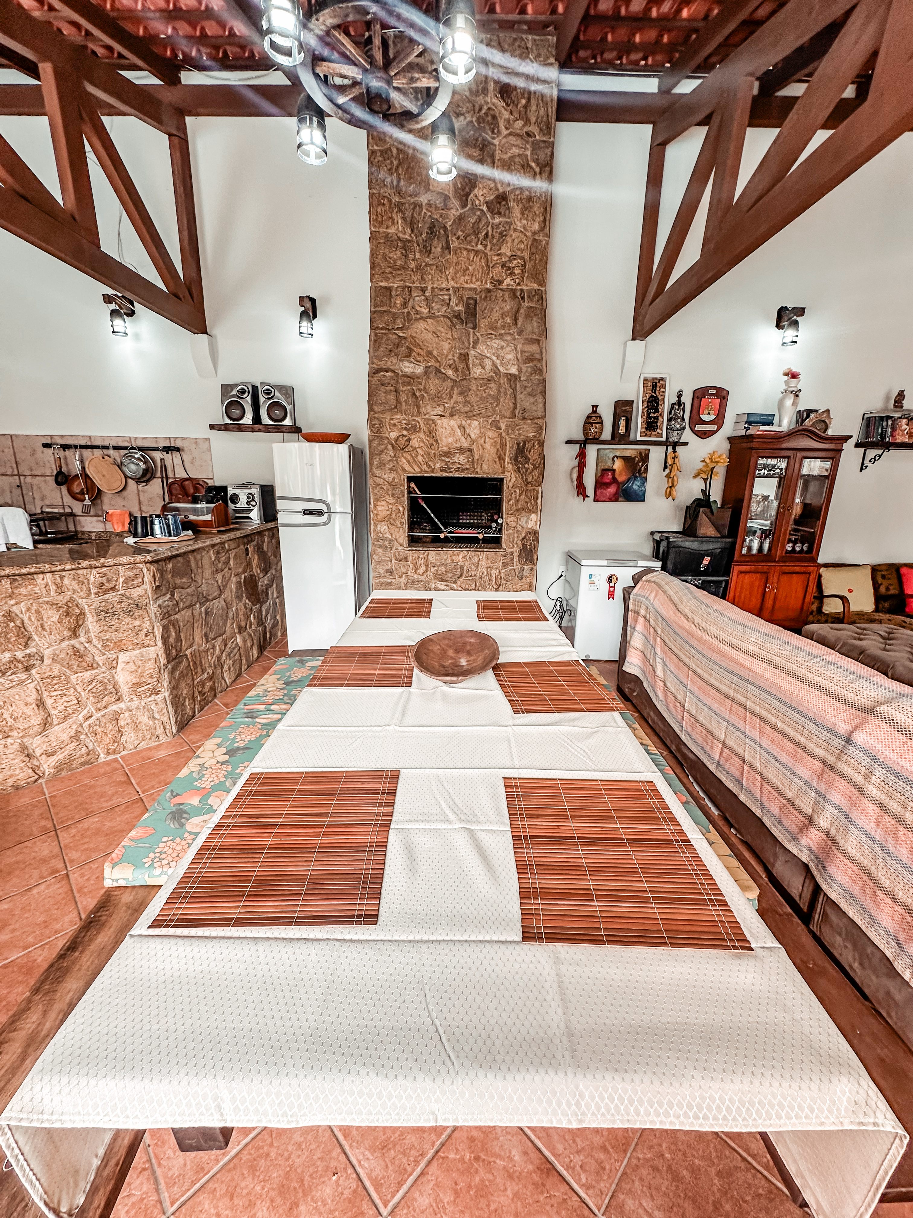 Área de convivência com lareira